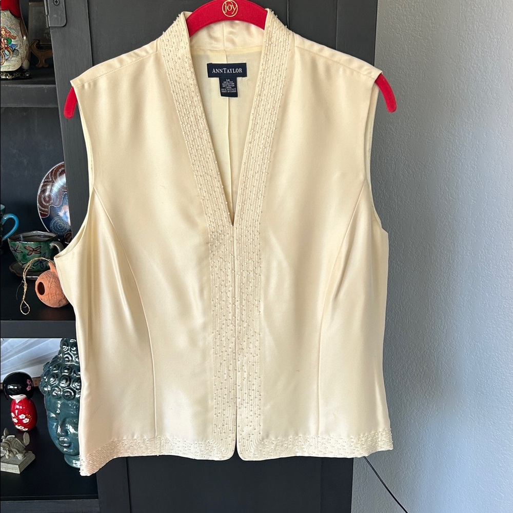 Ann Taylor Cream Sleeveless Blouse